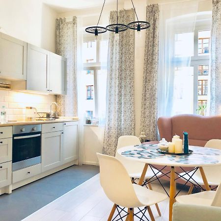 Apartament Delux 2 Legnica Ul. Kominka 16 Lägenhet Exteriör bild