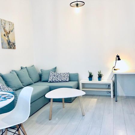 Apartament Delux 2 Legnica Ul. Kominka 16 Lägenhet Exteriör bild
