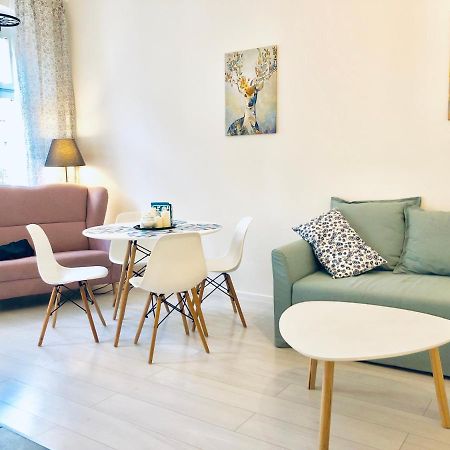 Apartament Delux 2 Legnica Ul. Kominka 16 Lägenhet Exteriör bild