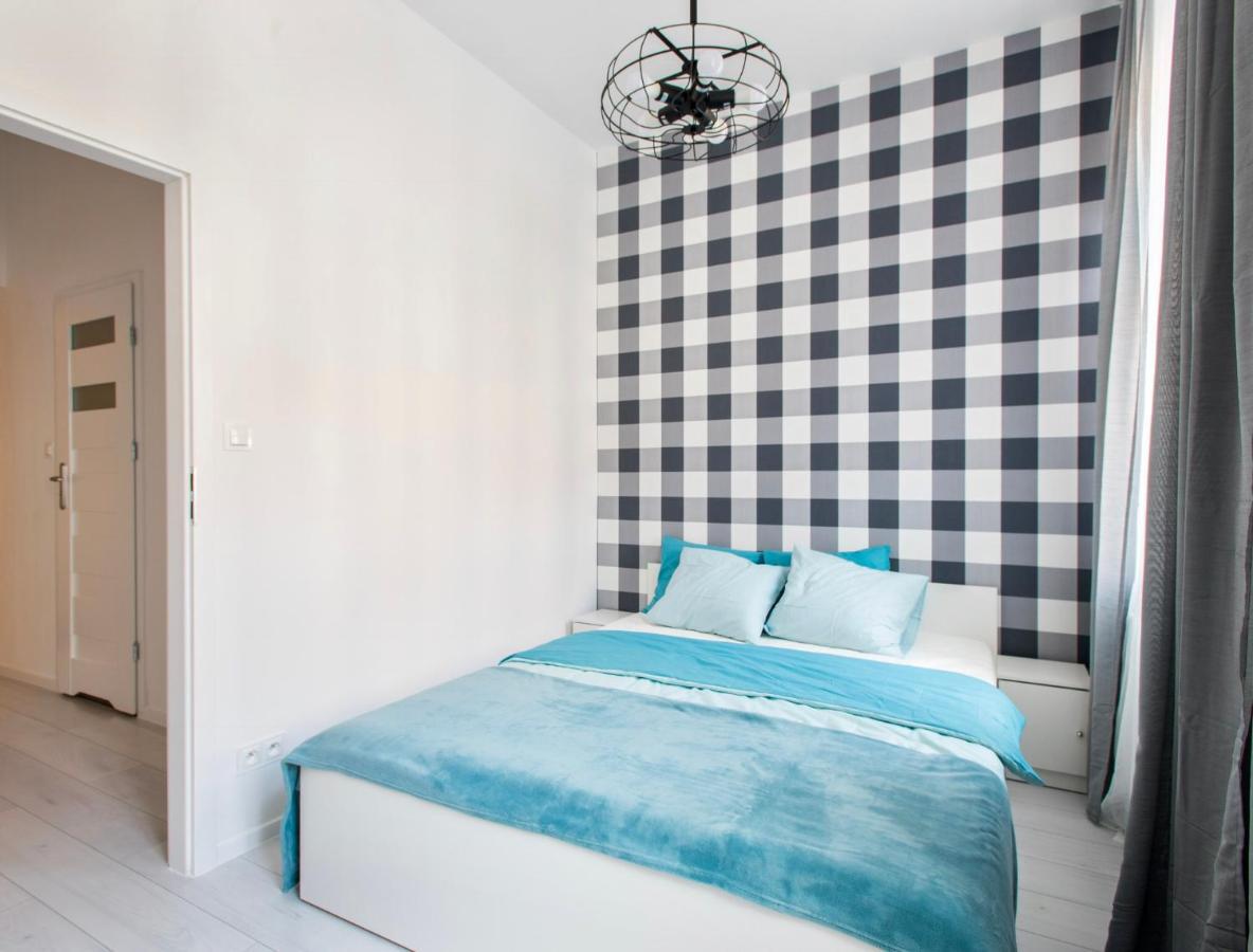 Apartament Delux 2 Legnica Ul. Kominka 16 Lägenhet Exteriör bild